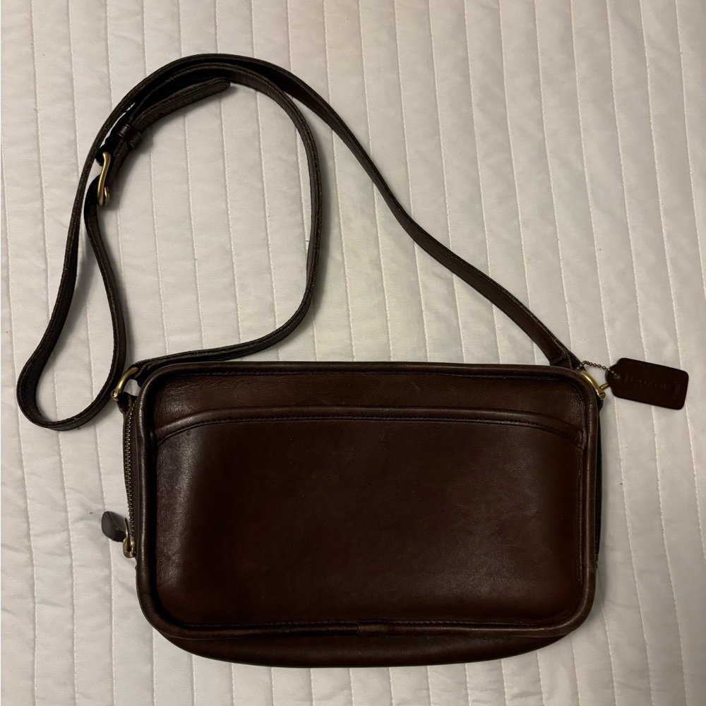Vintage Coach Swing-pack 9974 Multiple Compartment Crossbody Bag